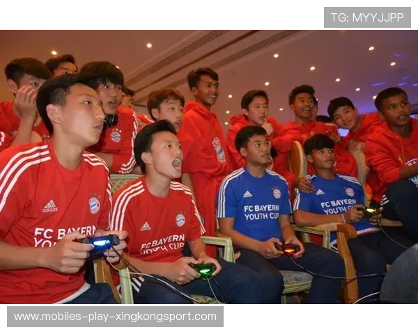 拜仁替补闪耀全场，安联球迷起立鼓掌见证历史时刻